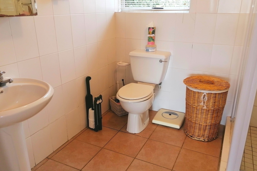 2 Bedroom Property for Sale in Stilbaai Wes Western Cape